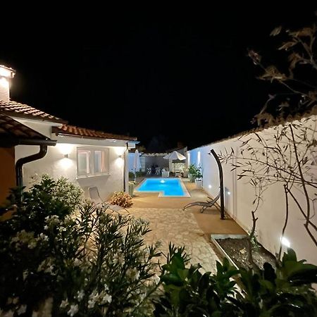 Villa Natka Rovinjsko Selo Exterior foto